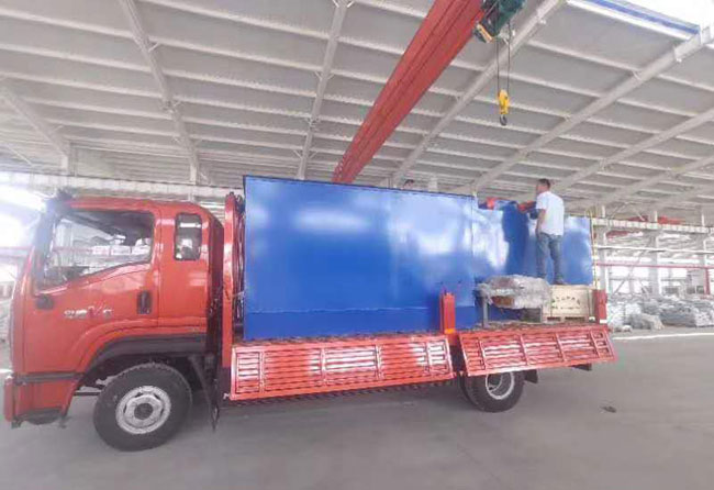 污水設(shè)備吊裝完成 污水設(shè)備吊裝完成