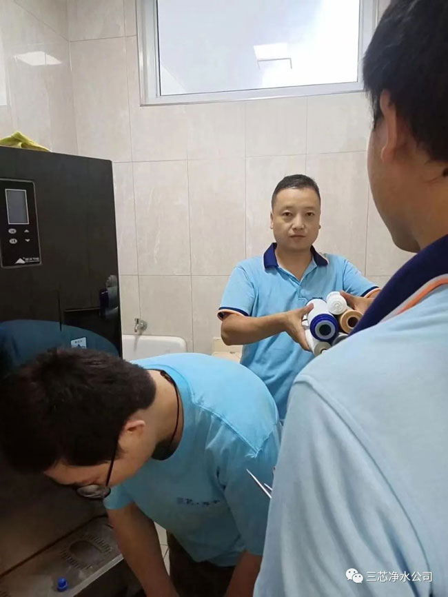 西鳳酒廠凈水安裝開始 西鳳酒廠凈水安裝開始